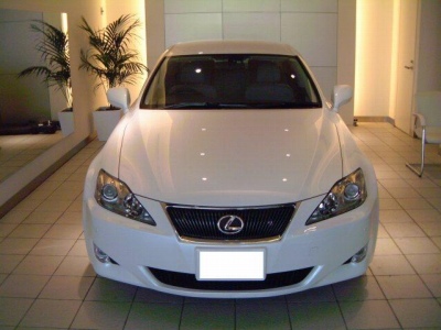 納車時のレクサスIS250
