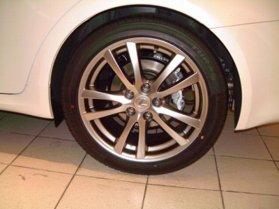納車時のレクサスIS250