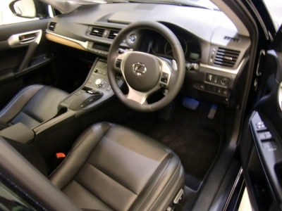 レクサスCT200hC2